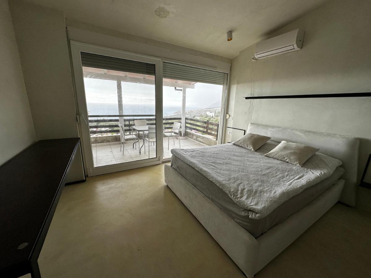 The Olives Terrace Residences Dhërmi Екстериор снимка